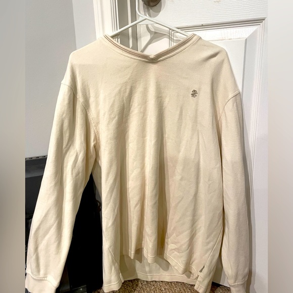 selling a crew neck sweatshirt - Picture 1 of 2